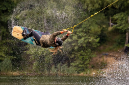 Gliwice Atrakcja Wakeboarding Czeszki Wakepark 